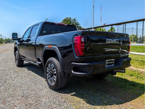 Used 2024 GMC Sierra 2500 Denali Ultimate w/ Max Trailering Package AWD/4WD image 7