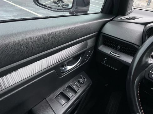 Used 2025 Honda CR-V Sport-L image 23