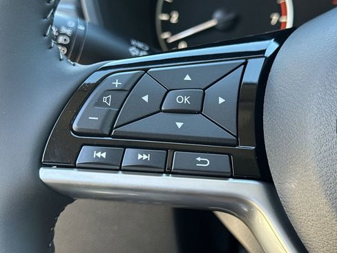 New 2025 Nissan Altima 2.5 SV w/ SV Premium Package image 12