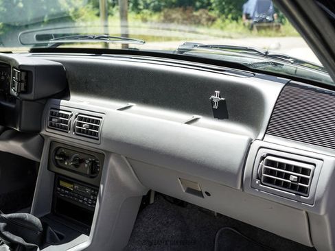 Used 1993 Ford Mustang Cobra RWD image 36