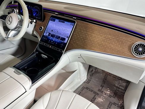 Certified 2023 Mercedes-Benz EQE 350+ SUV image 28