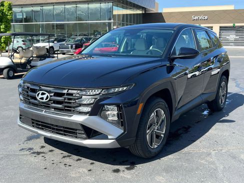 New 2026 Hyundai Tucson Blue SE AWD/4WD image 2