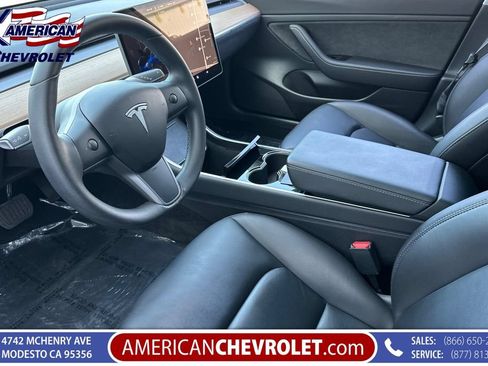 Used 2020 Tesla Model 3 Standard Range Plus RWD image 10