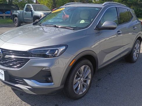 Used 2023 Buick Encore GX Essence w/ Experience Buick Package FWD image 8