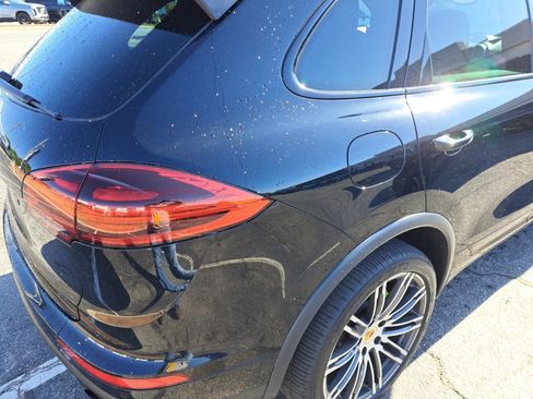 Used 2015 Porsche Cayenne S w/ Premium Package AWD/4WD image 18