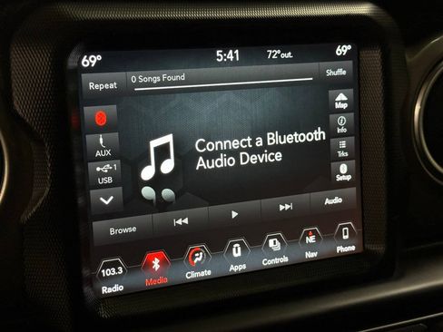 Used 2018 Jeep Wrangler Unlimited Sahara w/ Uconnect 4C Nav & Sound Group AWD/4WD image 64
