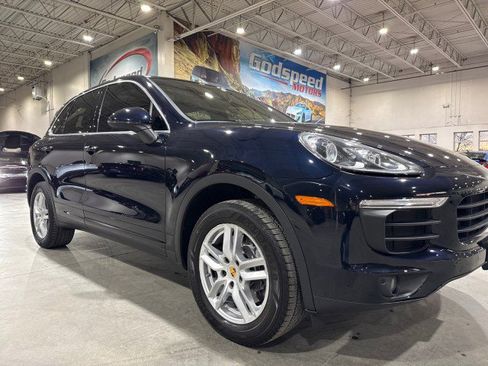 Used 2016 Porsche Cayenne image 24