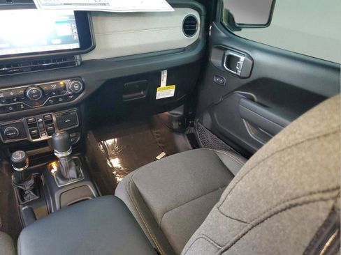 New 2026 Jeep Wrangler Sport S image 30