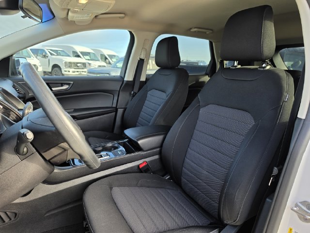 Used 2020 Ford Edge SE FWD image 6