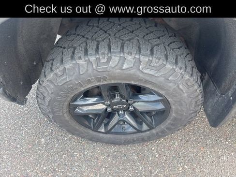 Used 2020 Chevrolet Silverado 1500 LT Trail Boss AWD/4WD image 30