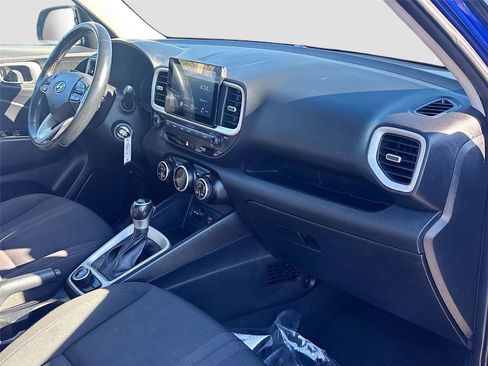 Used 2021 Hyundai Venue SEL image 29