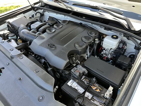 Used 2023 Toyota 4Runner SR5 image 15