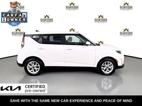 Certified 2025 Kia Soul LX w/ LX Technology Package FWD image 8