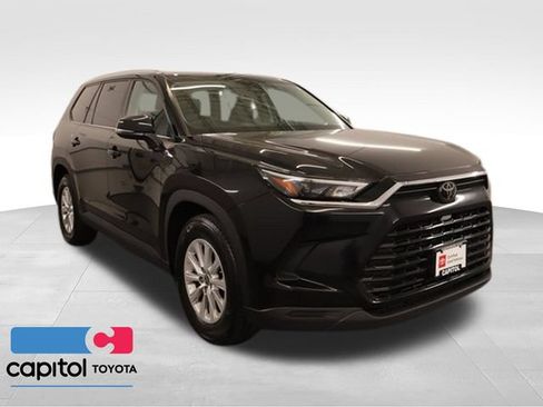 Certified 2024 Toyota Grand Highlander AWD image 1