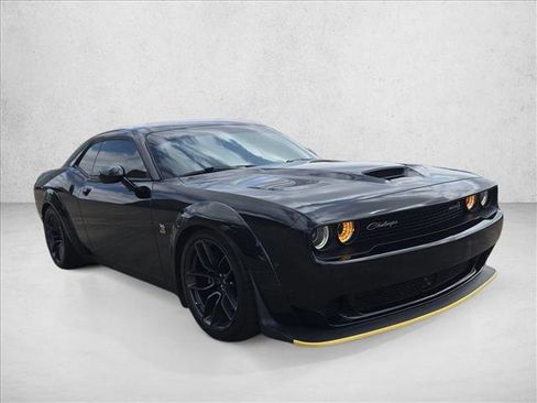 Used 2019 Dodge Challenger R/T Scat Pack image 3
