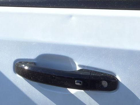 Used 2023 Chevrolet Silverado 1500 ZR2 AWD/4WD image 27