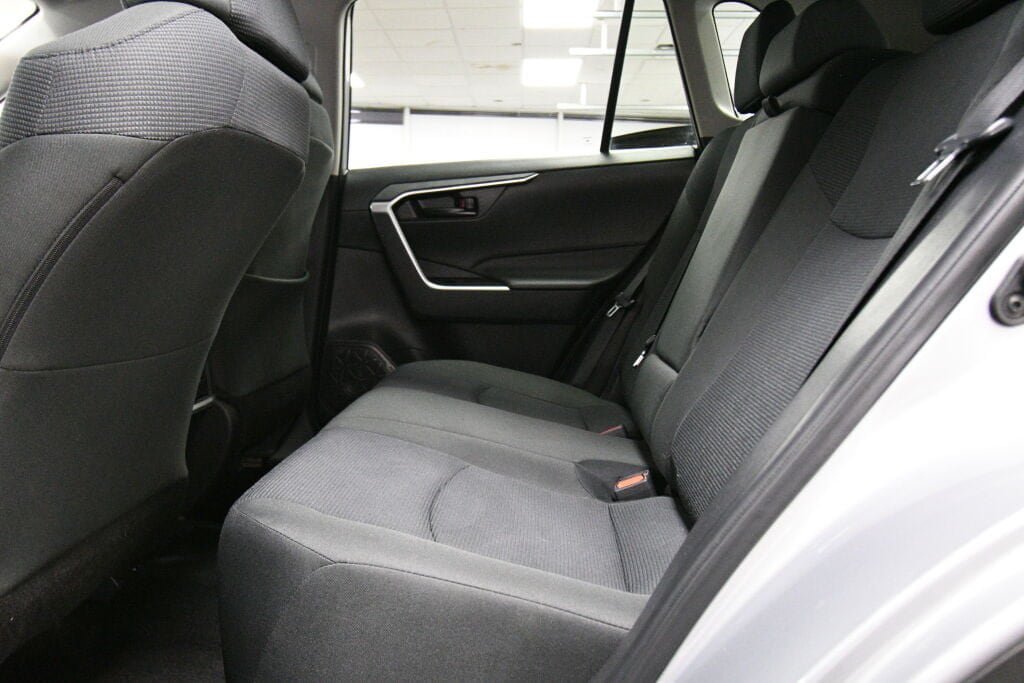 Certified 2025 Toyota RAV4 LE FWD image 20
