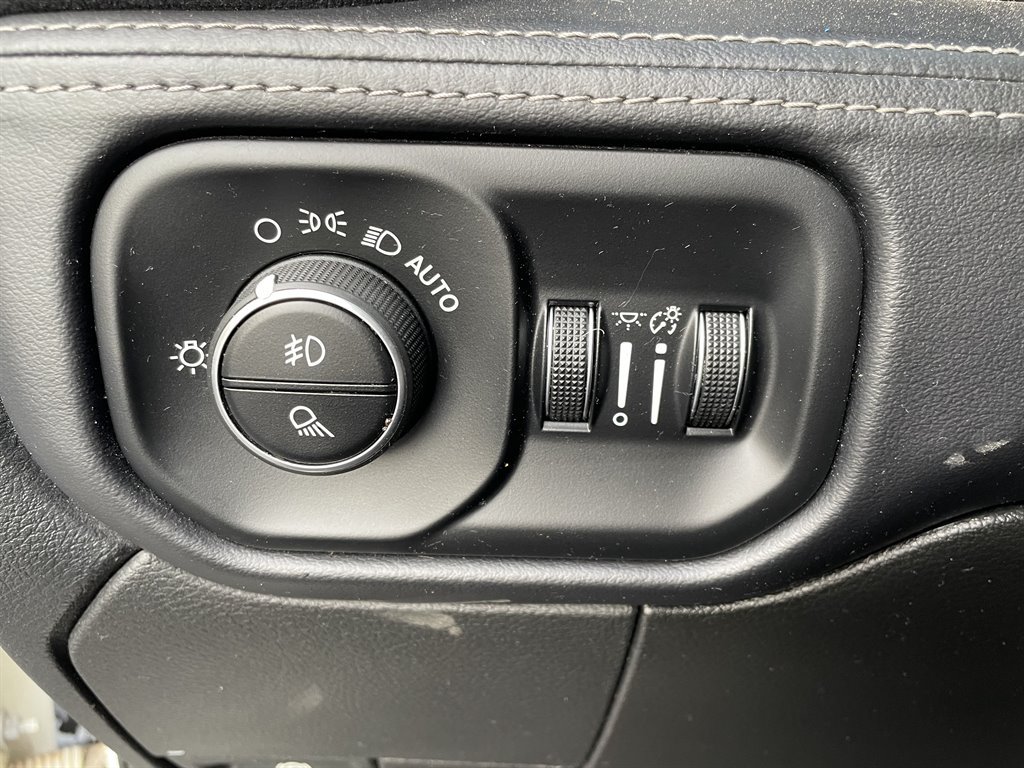 Used 2019 RAM 3500 Limited AWD/4WD image 33