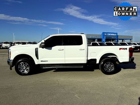 Used 2023 Ford F250 Lariat w/ FX4 Off-Road Package image 10
