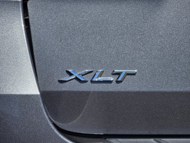 Used 2023 Ford Explorer XLT RWD image 34