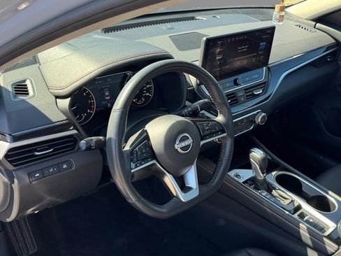 Certified 2024 Nissan Altima 2.5 SR w/ SR Premium Package AWD/4WD image 6