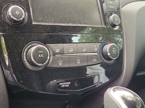 Used 2021 Nissan Rogue Sport S FWD image 21