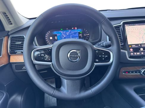 Certified 2023 Volvo XC90 T8 Plus AWD/4WD image 16