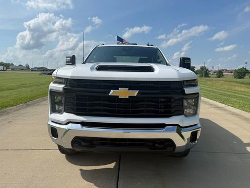 Used 2025 Chevrolet Silverado 2500 W/T w/ WT Convenience Package AWD/4WD image 10