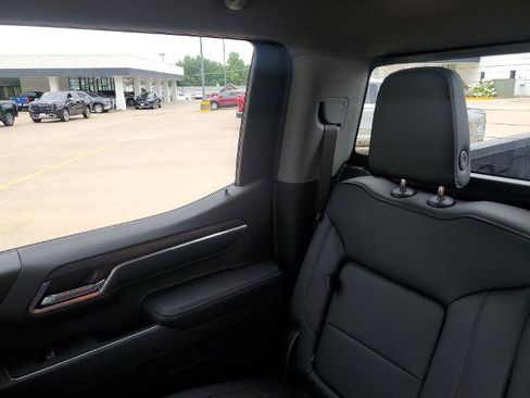 New 2026 GMC Sierra 1500 SLT w/ SLT Premium Plus Package image 13