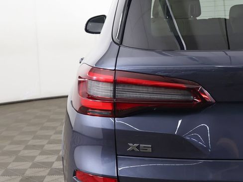 Used 2022 BMW X5 M50i AWD/4WD image 20