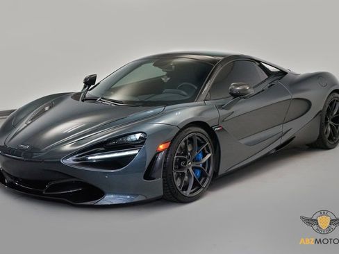 Used 2020 McLaren 720S Spider image 3