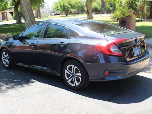 Used 2018 Honda Civic LX image 31