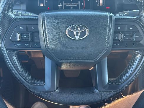 Used 2024 Toyota Tacoma SR5 AWD/4WD image 12