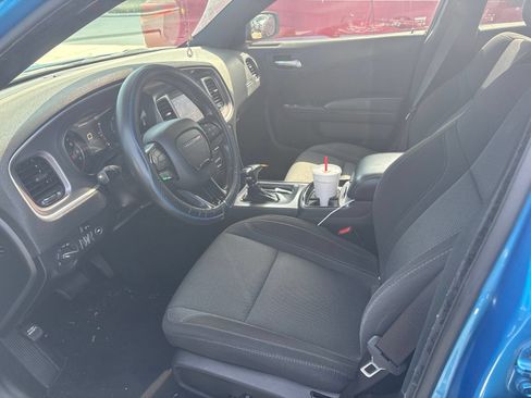 Used 2019 Dodge Charger SXT w/ Blacktop Package RWD image 10