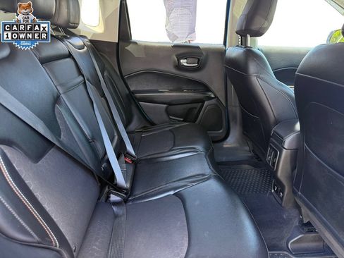 Used 2018 Jeep Compass Latitude w/ Popular Equipment Group AWD/4WD image 14