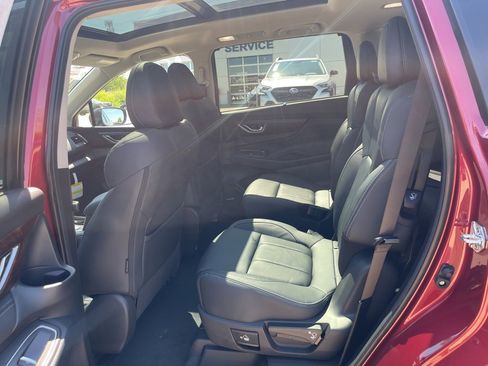 Used 2025 Subaru Ascent Touring image 41