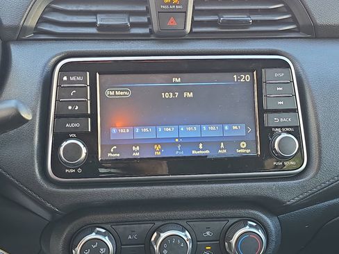 Used 2024 Nissan Versa S w/ S Plus Package image 26