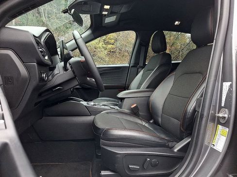 Used 2023 Ford Escape ST-Line w/ Tech Pack #1 image 13