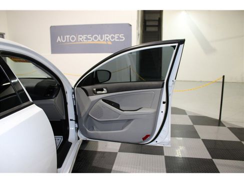 Used 2015 Kia Optima EX w/ EX Premium Package image 26