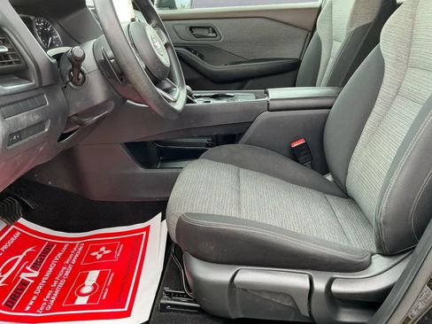 Used 2021 Nissan Rogue S image 12