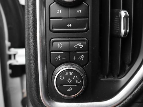 Used 2022 Chevrolet Silverado 2500 LT w/ Convenience Package image 23