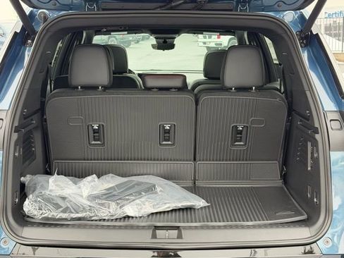 New 2026 Chevrolet Traverse RS w/ LPO, Floor Liner Package image 24