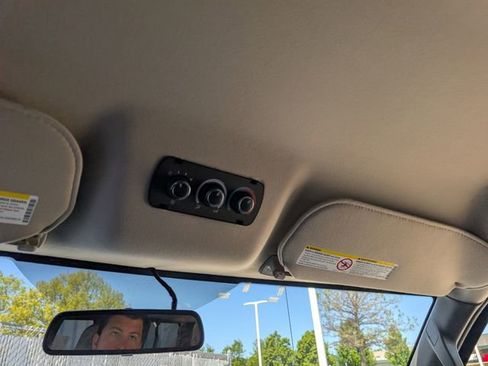 Used 2018 Chevrolet Express 3500 LT w/ LT Preferred Equipment Group RWD image 12