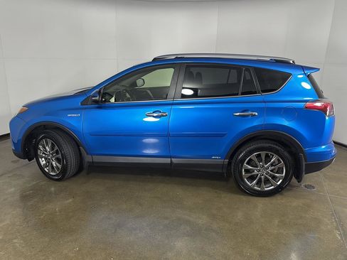 Used 2017 Toyota RAV4 Limited w/ Carpet Mat Package AWD/4WD image 14