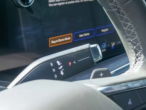New 2026 Chevrolet Suburban Premier AWD/4WD image 20