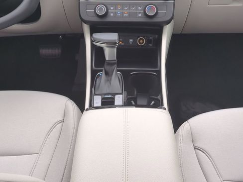 New 2026 Hyundai Tucson SE image 21