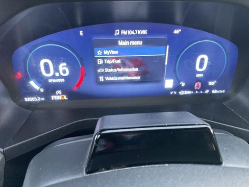 Certified 2025 Ford Explorer Platinum w/ Ultimate Package AWD/4WD image 30