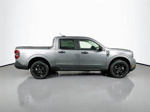 New 2026 Ford Maverick XLT w/ XLT Luxury Package image 8