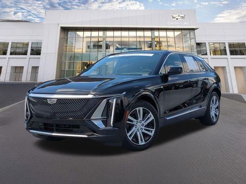 Certified 2024 Cadillac Lyriq Tech AWD/4WD image 1
