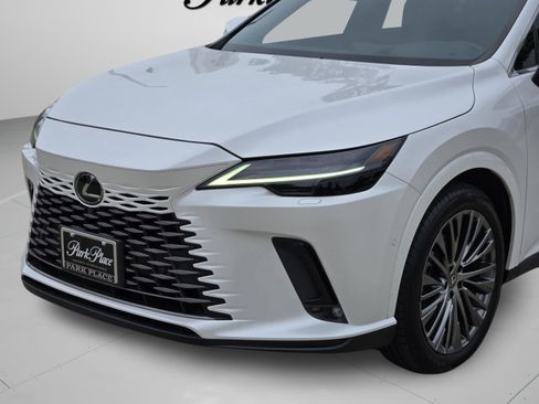 Used 2023 Lexus RX 350 FWD w/ Accessory Package (Z1) image 31